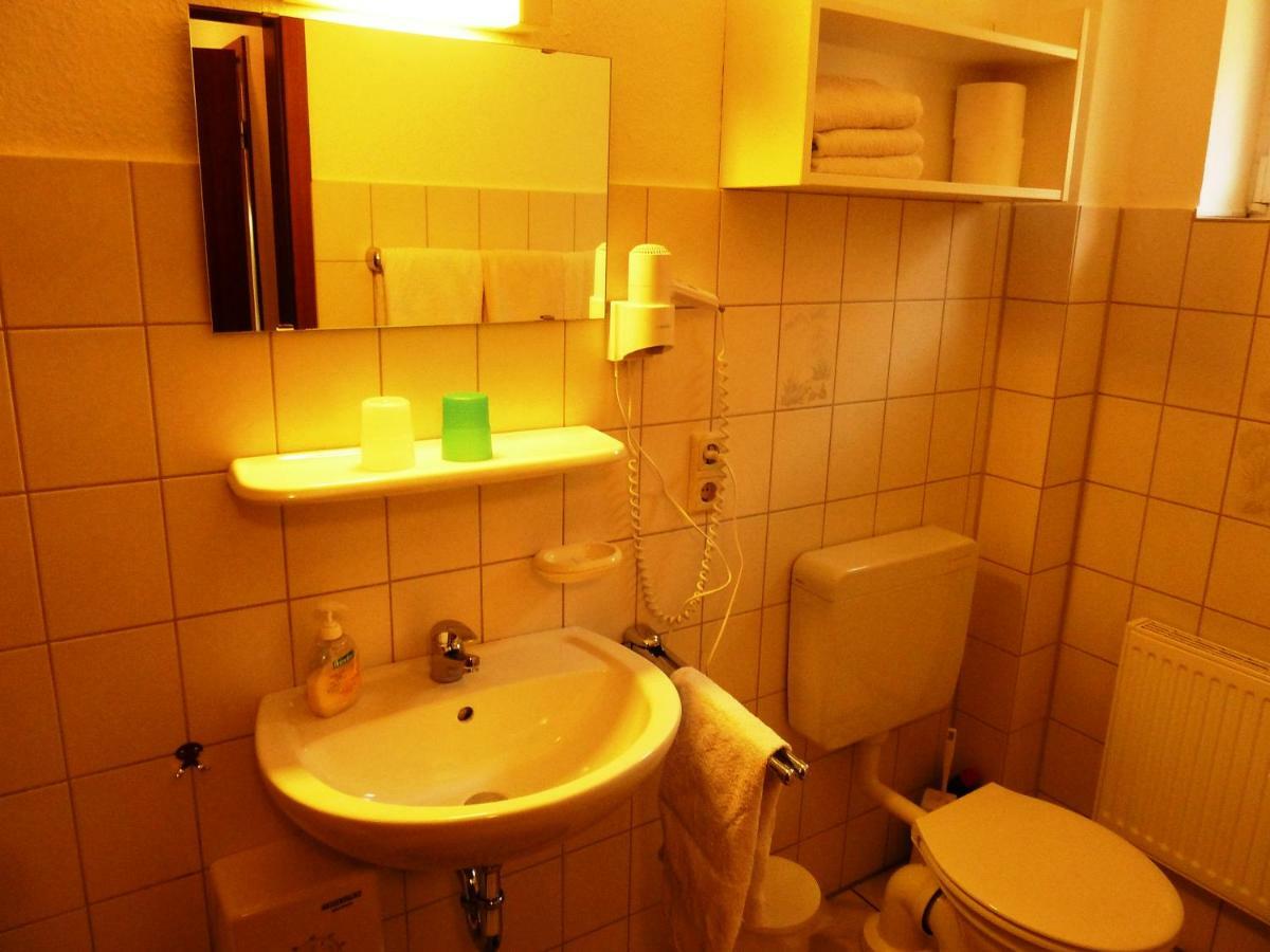 Ferienpension Lindenhof - Ferienwohnungen In Der Lueneburger Heide Marxen am Berge Екстериор снимка